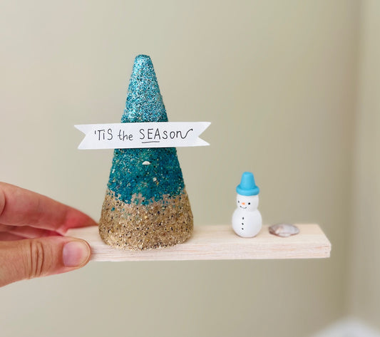 Coastal Cottage Sand and Glitter Miniature Decor with Snowman